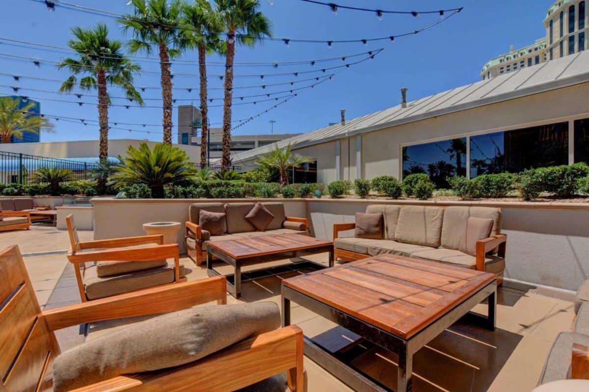 Signature 2br3ba F1 View Balcony Ste 08-801 And 03 * Las Vegas