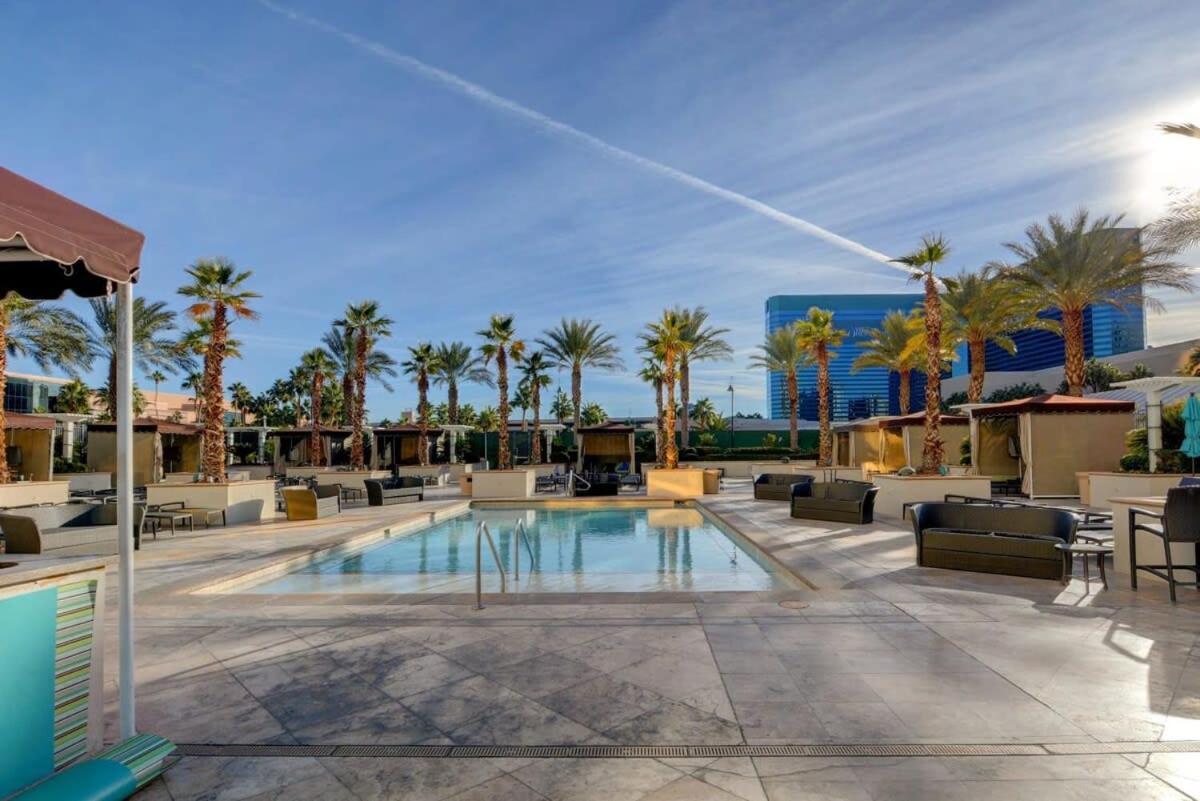 Signature 2br3ba F1 View Balcony Ste 08-801 And 03 * Las Vegas