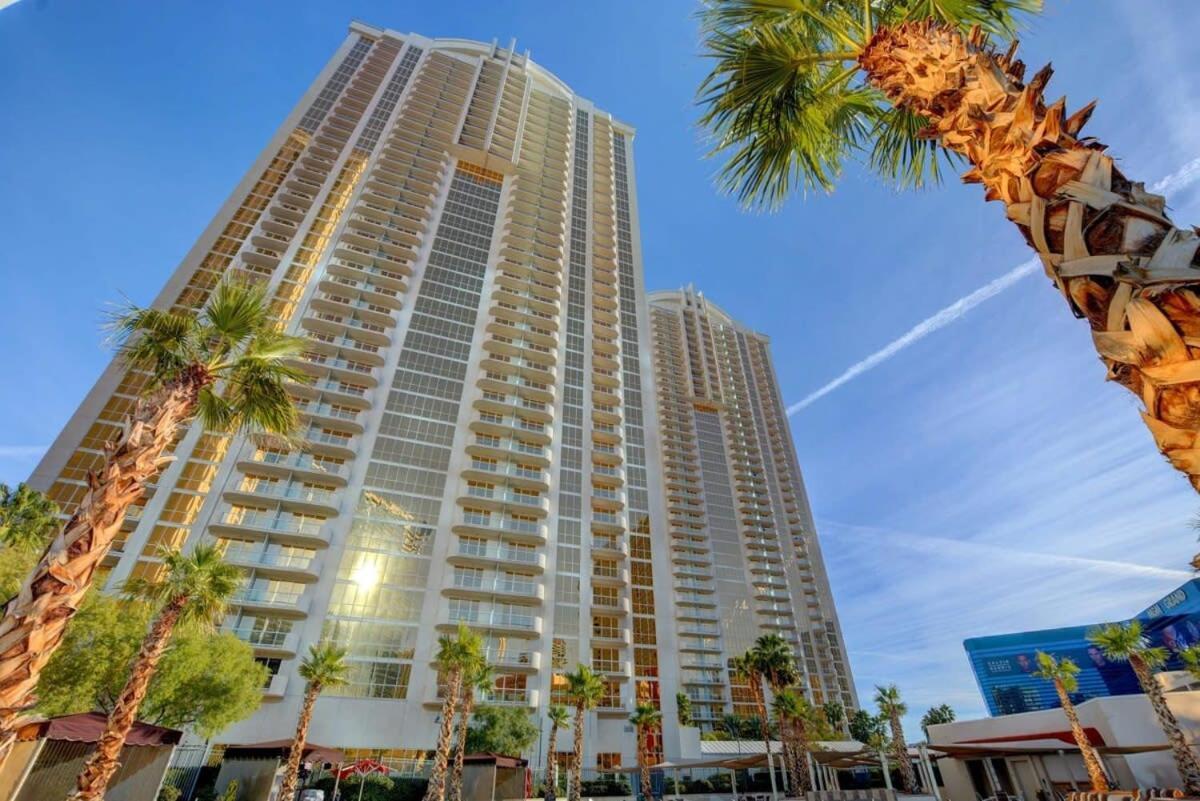 Signature 2br3ba F1 View Balcony Ste 08-801 And 03