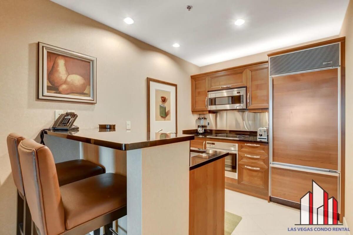 Holiday home Signature 2br3ba F1 View Balcony Ste 08-801 And 03 Las Vegas