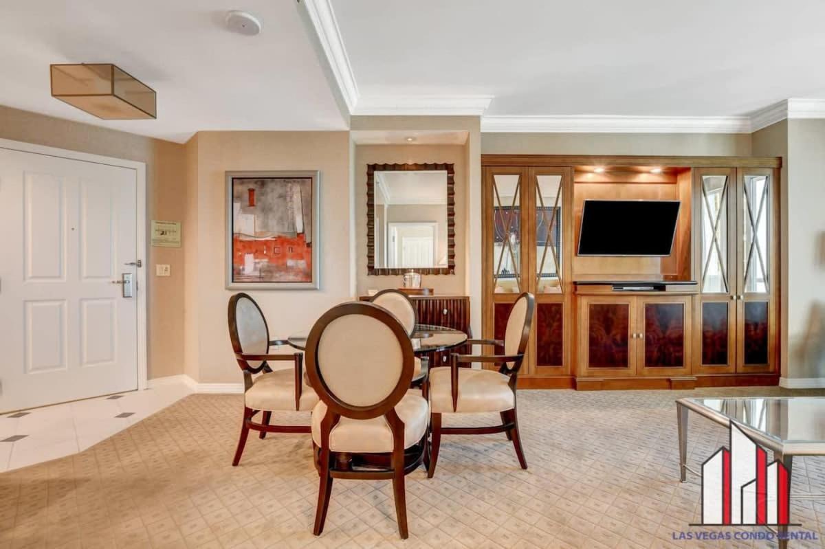 Holiday home Signature 2br3ba F1 View Balcony Ste 08-801 And 03 Las Vegas